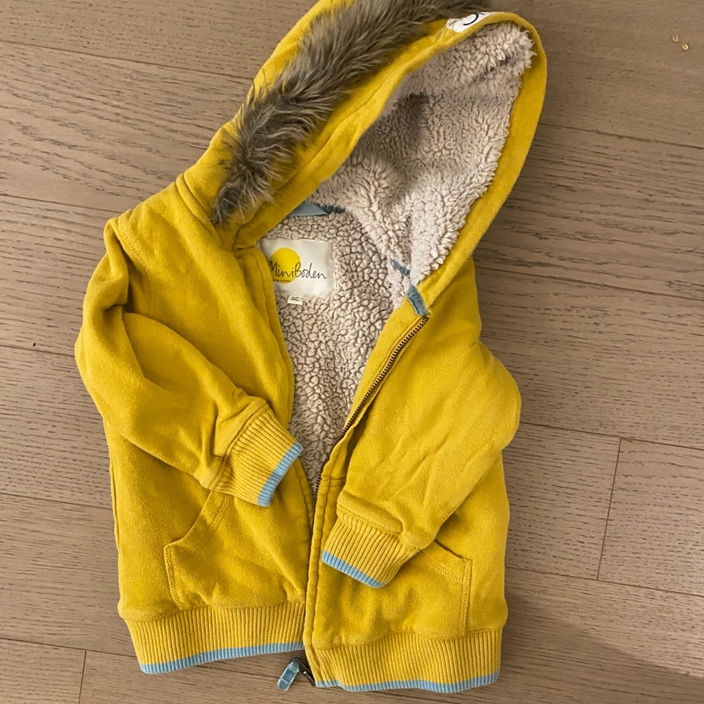 🆕 3T Mini Boden mustard yellow zip up hoodie
